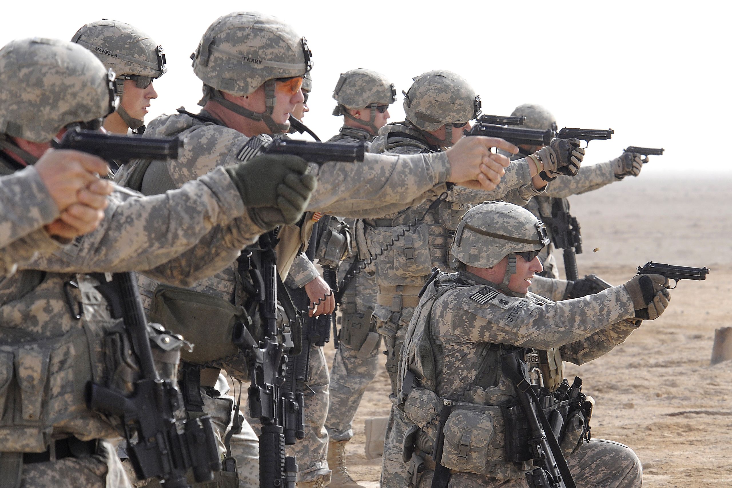 File:Defense.gov News Photo 110712-A-0193C-012 - Friends of Army