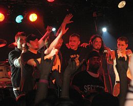 Final bow after their farewell show on January 14, 2007