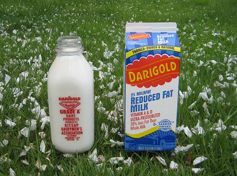 File:Dg milk containers.jpg