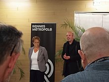 Discours de la maire Nathalie Appéré (à gauche) et du président de la SEMTCAR Matthieu Theurier (à droite) à la station Les Gayeulles.