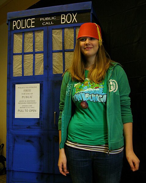 File:Dr. Who Party 29 (12287957274).jpg