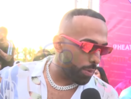 Eladio Carrión entrevistado en los Heat Latin Music Awards 2019.png