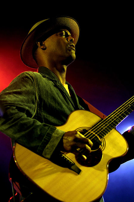 Eric Bibb by Michel Verlinden 2006.jpg