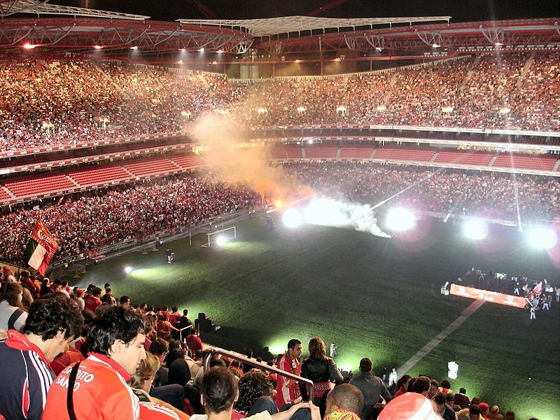 صورة:Estádio da Luz 2005 (3).jpg