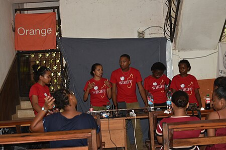 Communauté wikipédienne à Madagascar pendant l'atelier sur le mois de la contribution francophone à Mahajanga, Madagascar