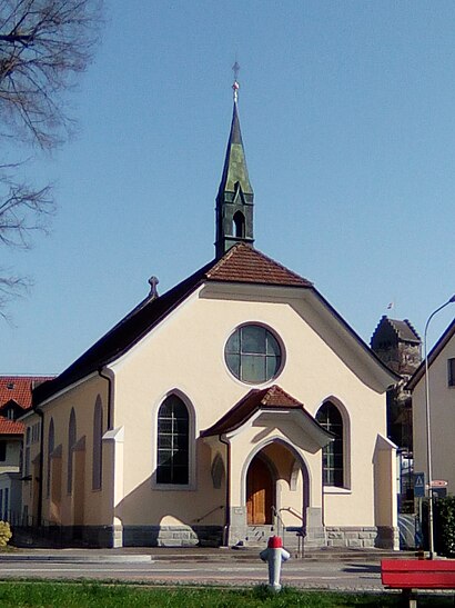 So kommt man zu Freie Kirche Uster mit den Öffentlichen - Mehr zum Ort Hier