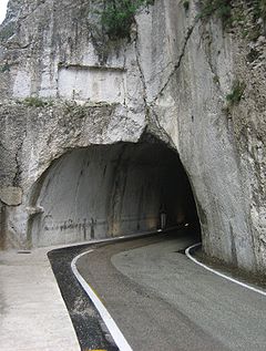 Entrance of the Roman tunnel. Furlo Tunnel North.jpg