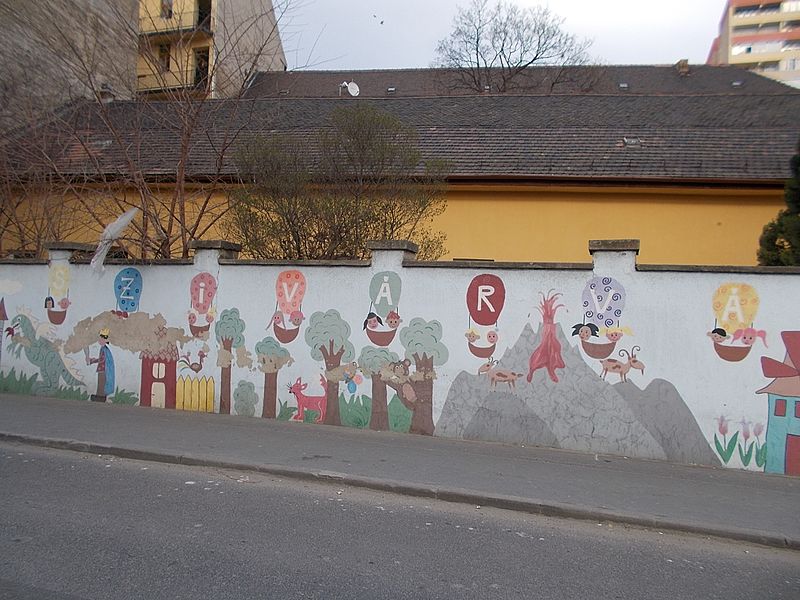 File:Goats, volcano and Children on balloons, Kindergarten. - Szigony Street, 2016 Józsefváros.jpg