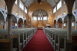 Gravdal-Buksnes-Stabkirche-26-zum Chor-2019-gje.jpg