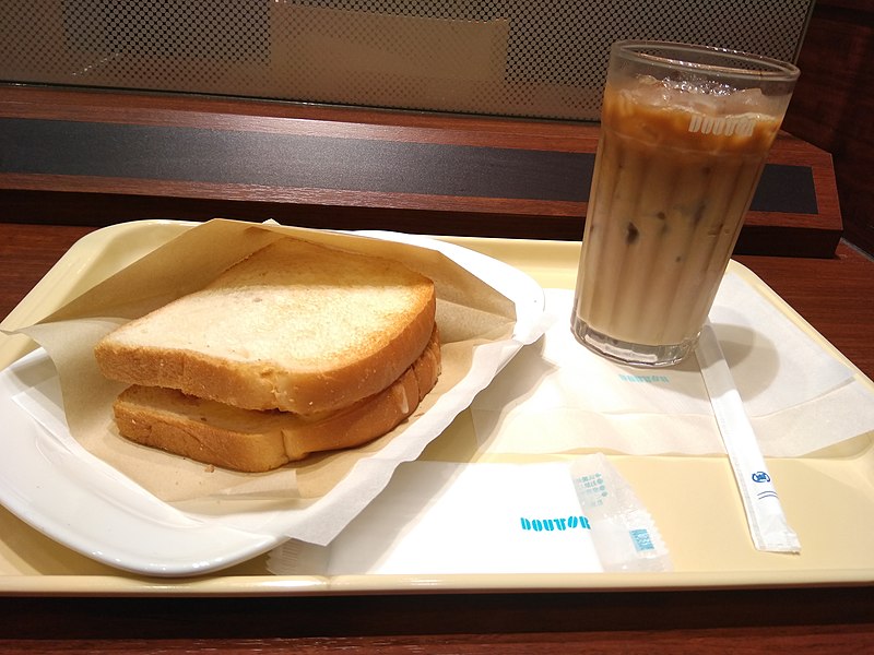 File:Ham and cheese toast sandwich and cafe latte at doutor, mitaka (44172787425).jpg