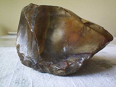 Hache à main du Clactonien datée de 350 000 ans découverte dans l'Essex