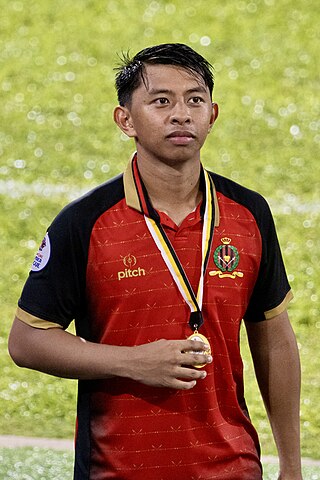 <span class="mw-page-title-main">Hanif Farhan Azman</span> Bruneian footballer