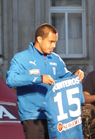 <span class="mw-page-title-main">Henry Quinteros</span> Peruvian footballer (born 1977)