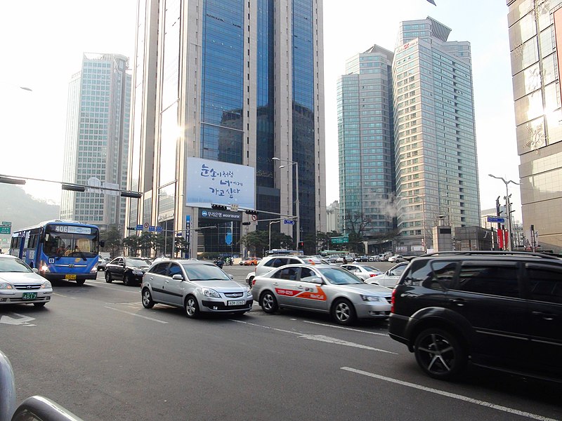 File:Hoehyeon intersection.JPG