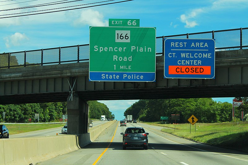 File:Int95nRoadCT-Exit66-CT166OneMile (36101895204).jpg