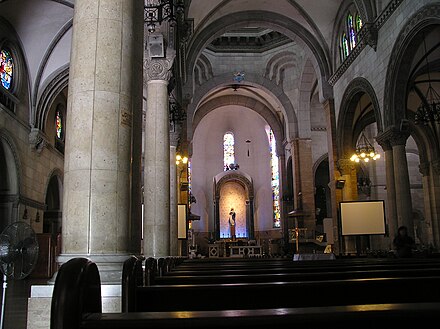 Manila Cathedral (interior)