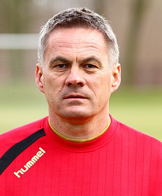 <span class="mw-page-title-main">Jacek Zieliński (footballer, born 1961)</span> Polish footballer and coach