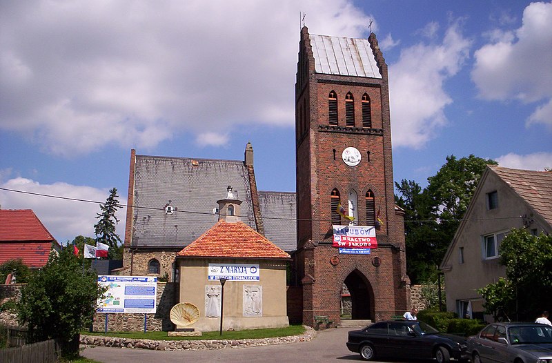 Plik:Jakubów kościół 2005 1.jpg