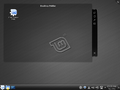 לינוקס מינט 10 (ג׳וליה) עם סביבת שולחן העבודה של KDE 4