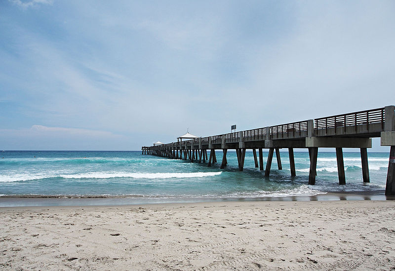 Fichier:Juno Beach Florida Pier.JPG