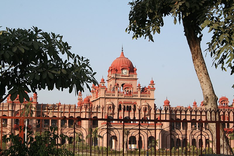 File:Khalsa College-Monumentos de Amritsar-India16.JPG