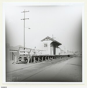 Kirkcaldy railway station, Adelaide c1935.jpg
