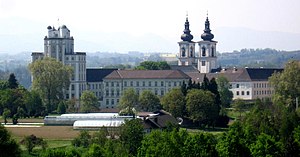 Abadía de Kremsmuenster Northeast.jpg