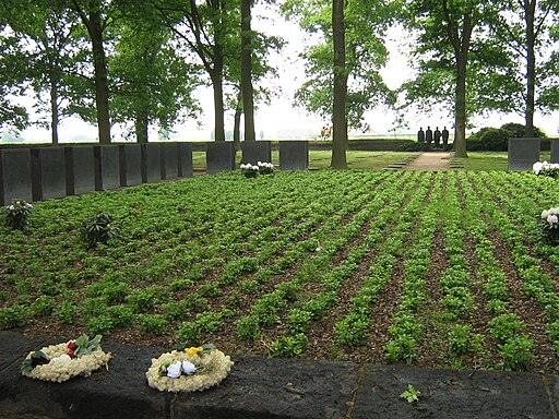 Deutsche Soldatenfriedhof Langemark (UNESCO-Welterbe in Belgien)