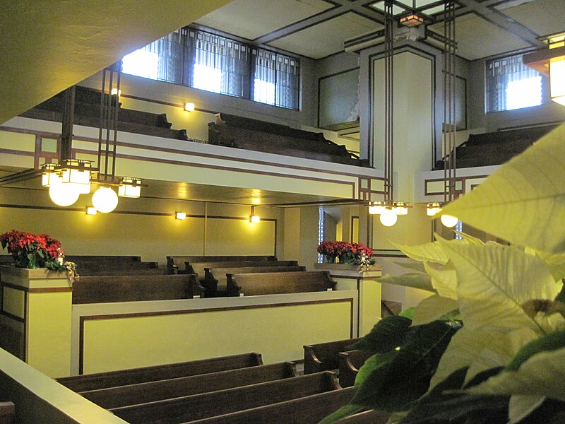 File:Lloyd Wright Unity Temple sanctuary 3.jpg