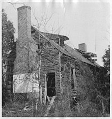 The house prior to its restoration Locust Grove before restoration.jpg