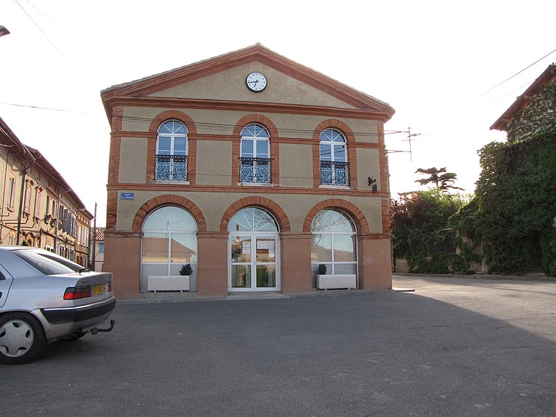 File:Mairie de Caujac.JPG