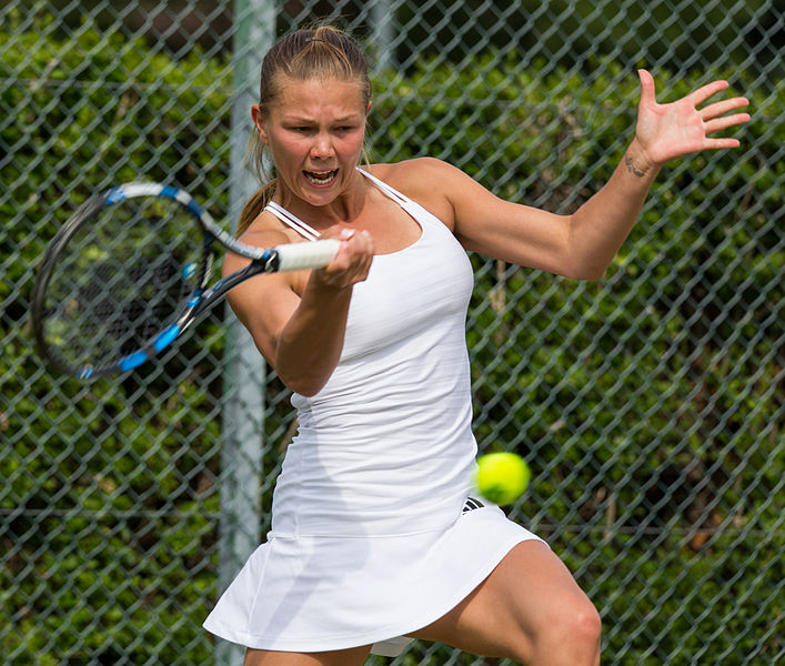 File:Marina Melnikova 5, 2015 Wimbledon Qualifying - Diliff.jpg