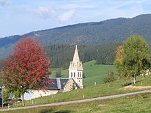 Der Kirchturm.