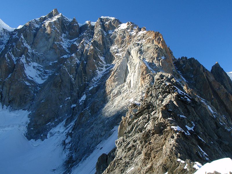 File:Mont Maudit from Bivouac de la Fourche.jpg