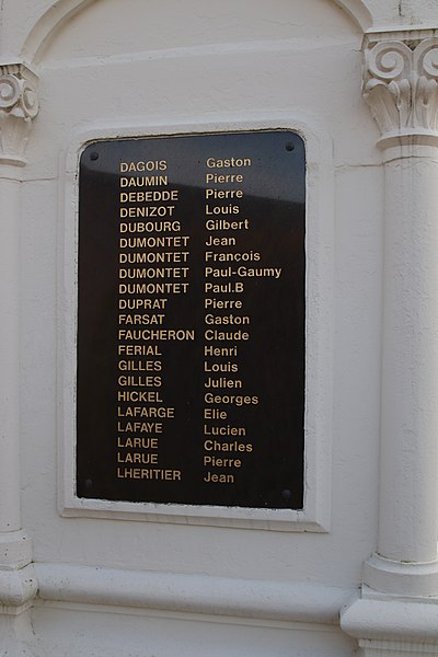 File:Monument aux morts de Culan le 13 janvier 2018 - 7.jpg