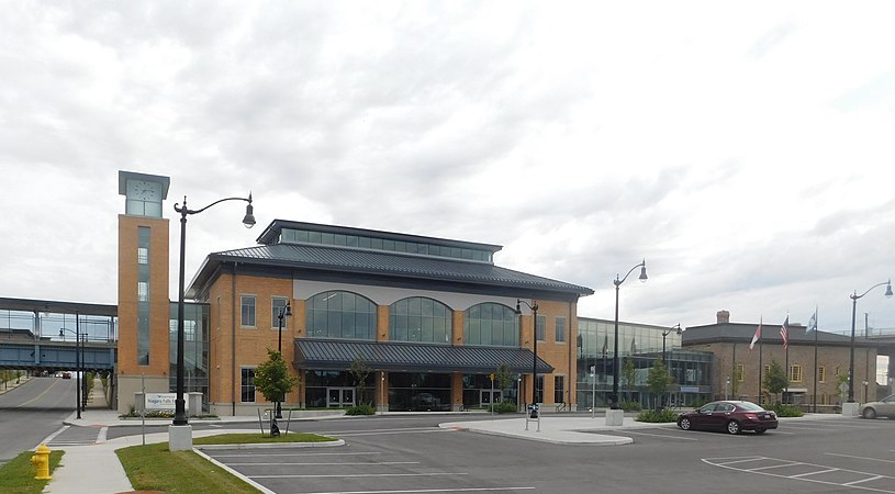 The Niagara Falls Station and Customhouse Interpretive Center is both a train station, and a museum.