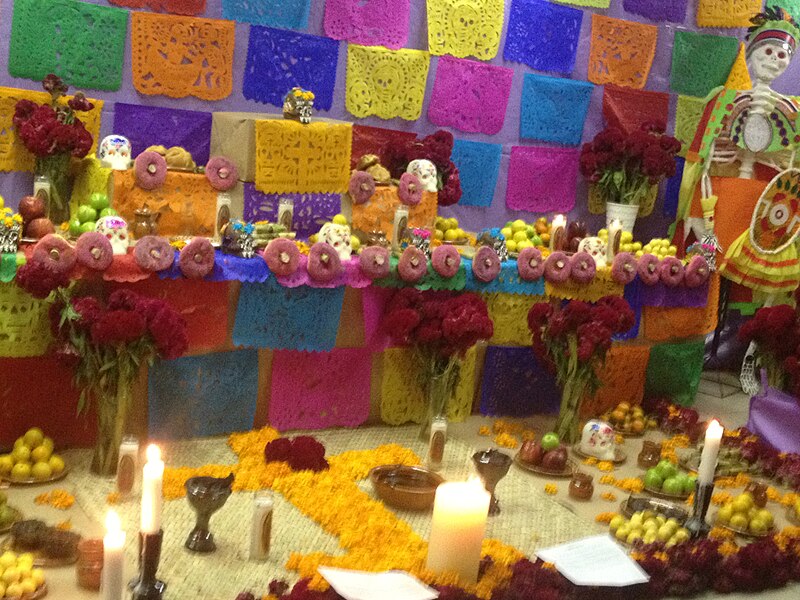 File:Offering Day of the Dead..JPG