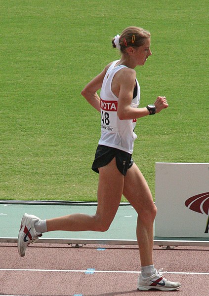 File:Osaka07 D9M WMarathon Susanne Hahn.jpg