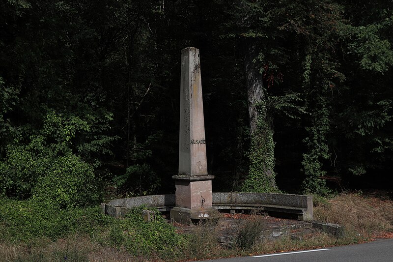 File:Ottersthal Fontaine du col de Saverne.jpg