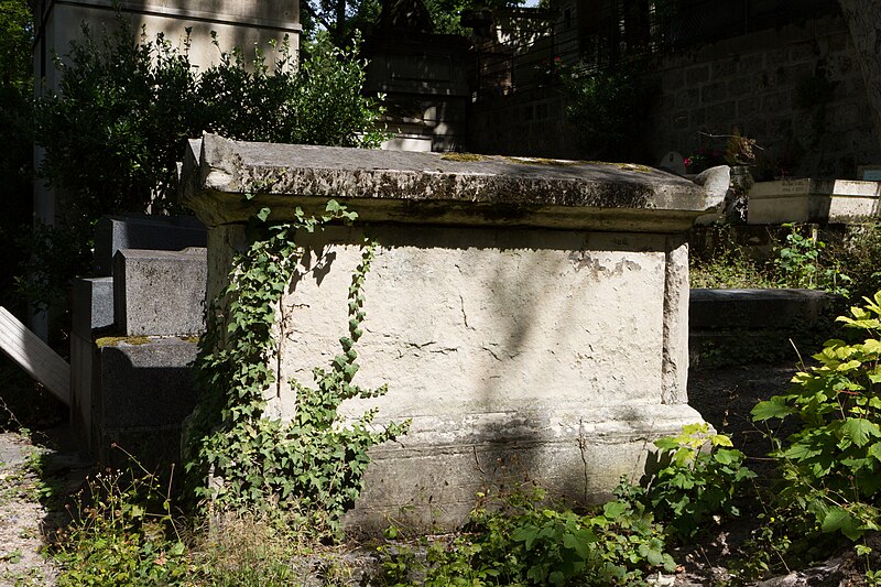 File:Père-Lachaise - Division 10 - 317.jpg