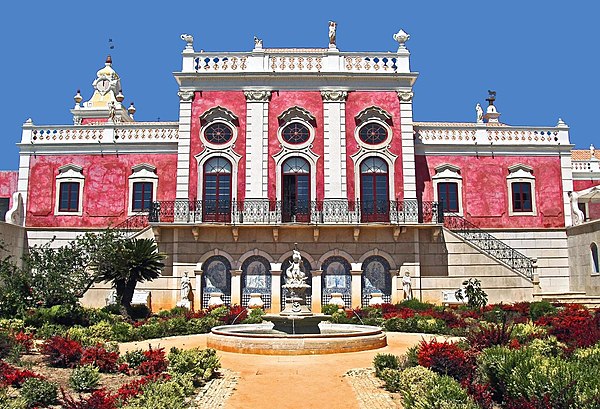 Image: Palácio de Estói   Portugal (8291585643) (cropped)