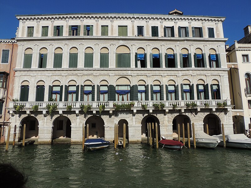 File:Pal moro lin venice.jpg