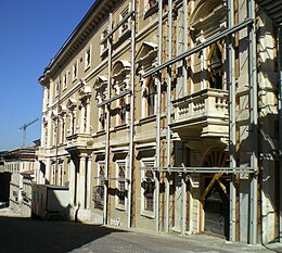 Palazzo Quinzi.jpg