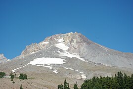 山頂部を北から