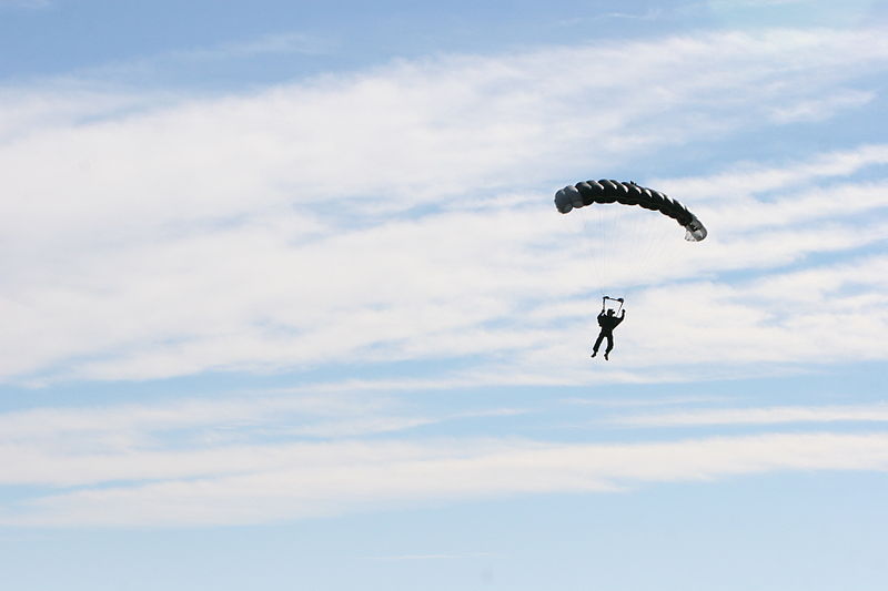 File:Parachute Training 101215-M--008.jpg