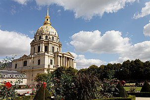 Le dôme de l'église Saint-Louis des Invalides, à Paris. (définition réelle 4 752 × 3 168)