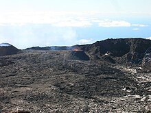 Éruption d’octobre 2006 dans le cratère Dolomieu.