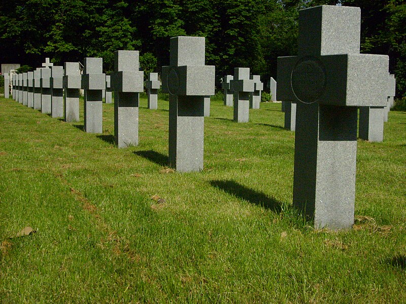 File:Polish military cemetery in Budapest 5.jpg