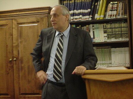 Rabbi Weiss Speaking.JPG