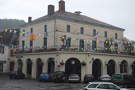 Salies mairie.jpg